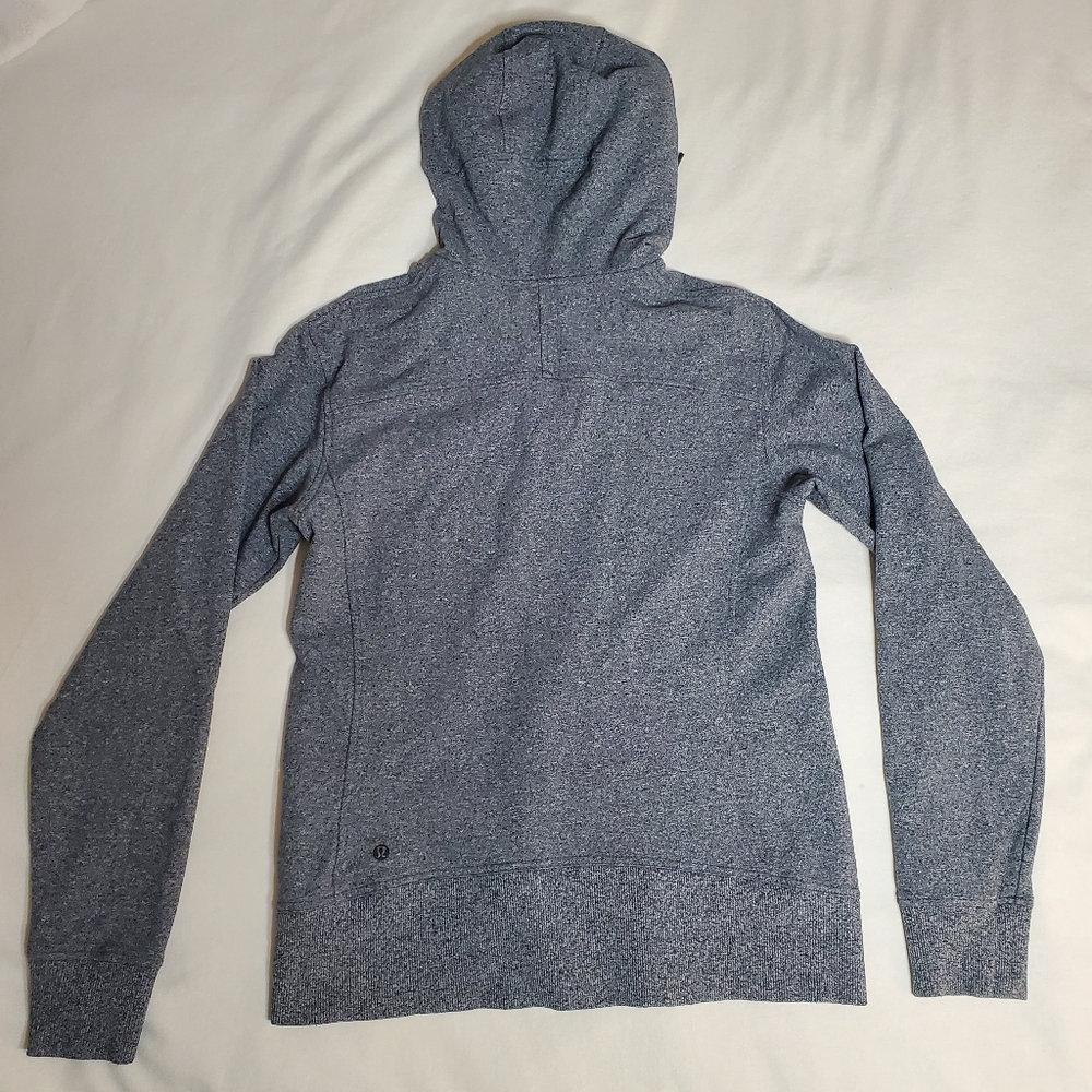 Lululemon Women's Zipup Hoodie - Picture 9 of 11